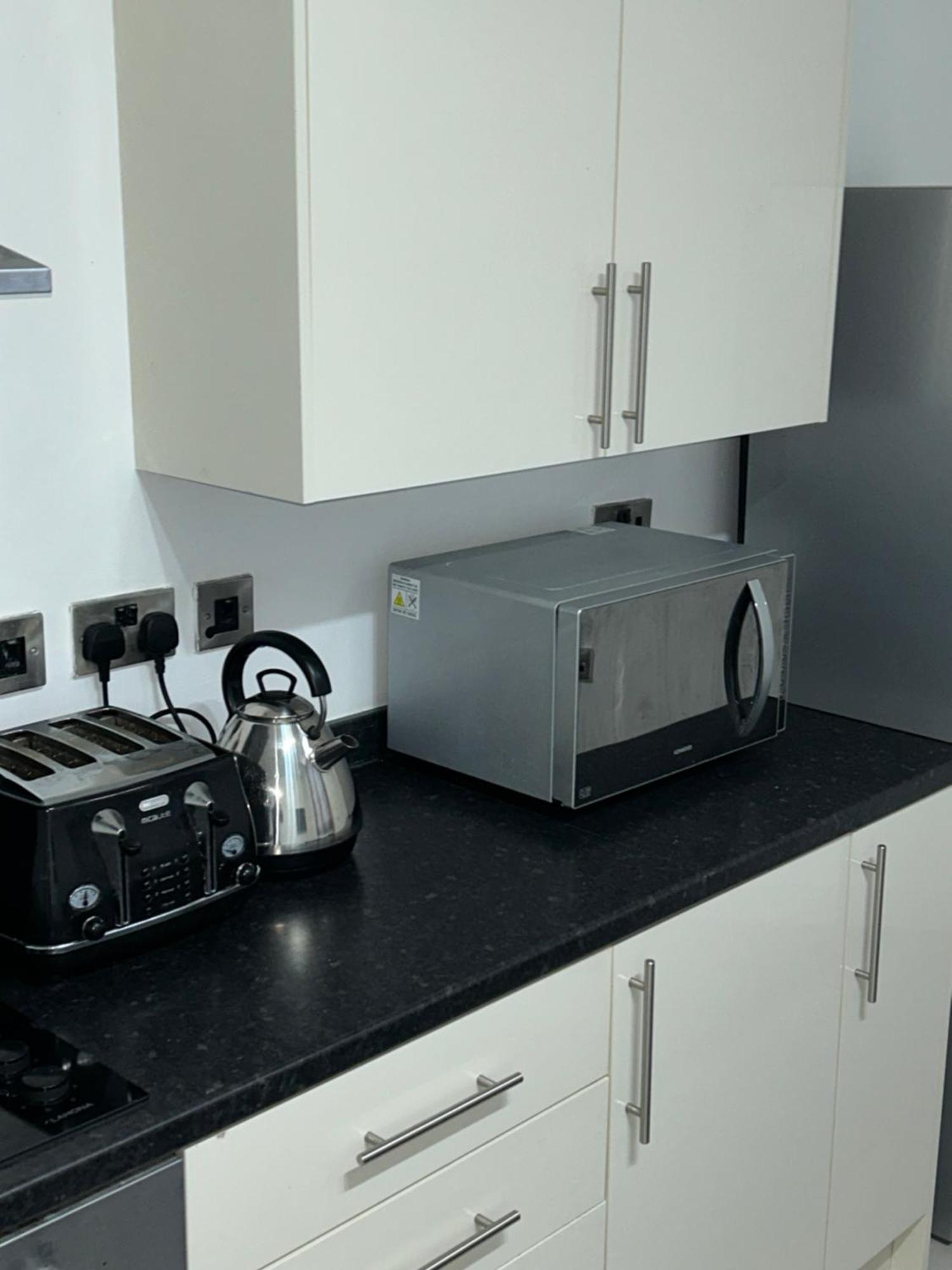 Lovely 1 Bed Apartment In Salford Manchester Zewnętrze zdjęcie